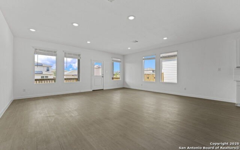 736 Horsetail Ln, New Braunfels, TX 78132, 4 Bedrooms Bedrooms, ,3 BathroomsBathrooms,Residential,For Sale,736 Horsetail Ln,0,1919701