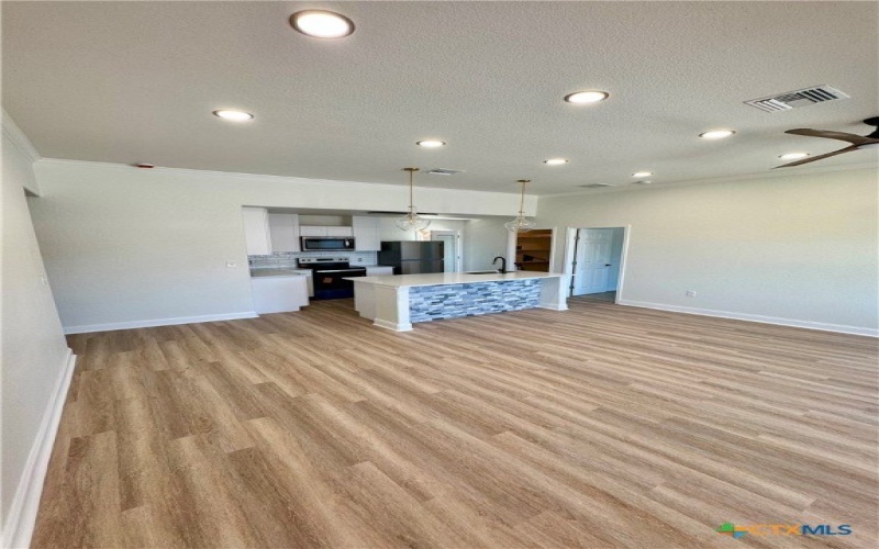 3302 Zephyr Road, Killeen, TX 76543, 4 Bedrooms Bedrooms, ,2 BathroomsBathrooms,Residential,For Sale,3302 Zephyr Road,0,596759