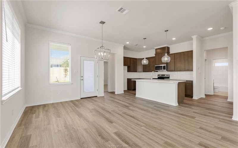 1919 Pinemont View Drive, Bryan, TX 77807, 3 Habitaciones Habitaciones , ,2 BañosBaños,Residential,En Venta,1919 Pinemont View Drive,0,25011438