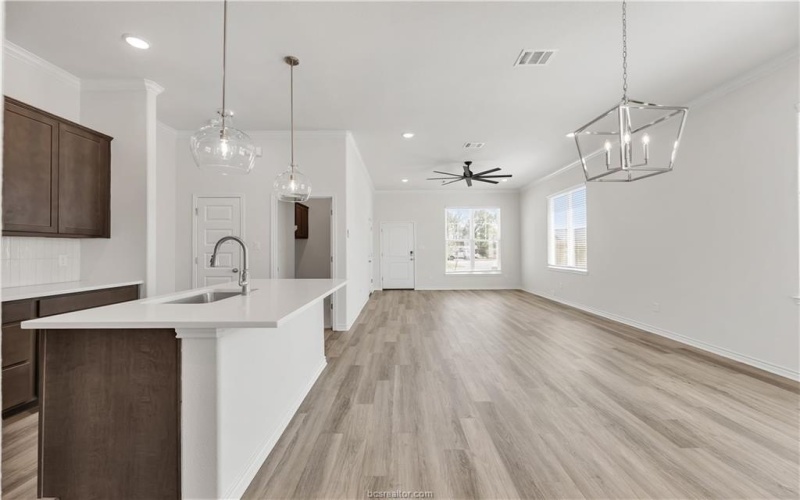 1919 Pinemont View Drive, Bryan, TX 77807, 3 Habitaciones Habitaciones , ,2 BañosBaños,Residential,En Venta,1919 Pinemont View Drive,0,25011438