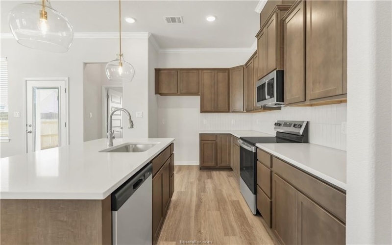 1919 Pinemont View Drive, Bryan, TX 77807, 3 Habitaciones Habitaciones , ,2 BañosBaños,Residential,En Venta,1919 Pinemont View Drive,0,25011438