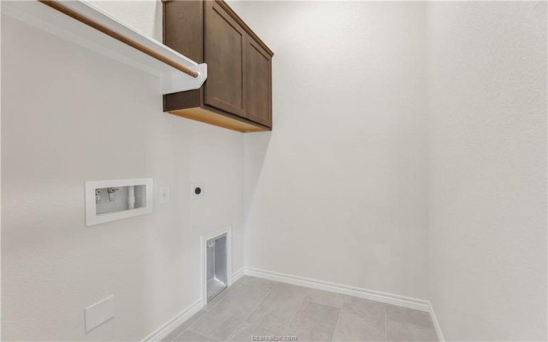 1919 Pinemont View Drive, Bryan, TX 77807, 3 Habitaciones Habitaciones , ,2 BañosBaños,Residential,En Venta,1919 Pinemont View Drive,0,25011438