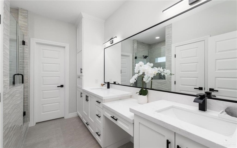 2309 Cardinal Drive, Weslaco, TX 78599, 3 Bedrooms Bedrooms, ,2 BathroomsBathrooms,Residential,For Sale,2309 Cardinal Drive,0,485934