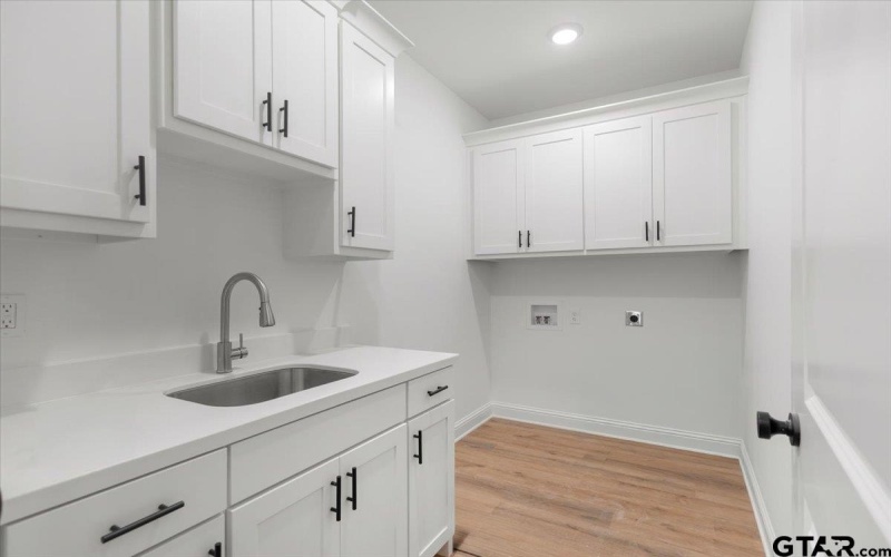 15335 CR 196, Tyler, TX 75703, 3 Bedrooms Bedrooms, ,2 BathroomsBathrooms,Residential,For Sale,15335 CR 196,0,25016029