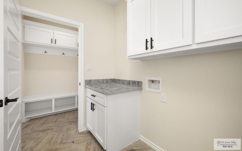 1702 ALYSSA DR, MERCEDES, TX 78570, 3 Habitaciones Habitaciones , ,2 BañosBaños,Residential,En Venta,1702 ALYSSA DR,0,29768862