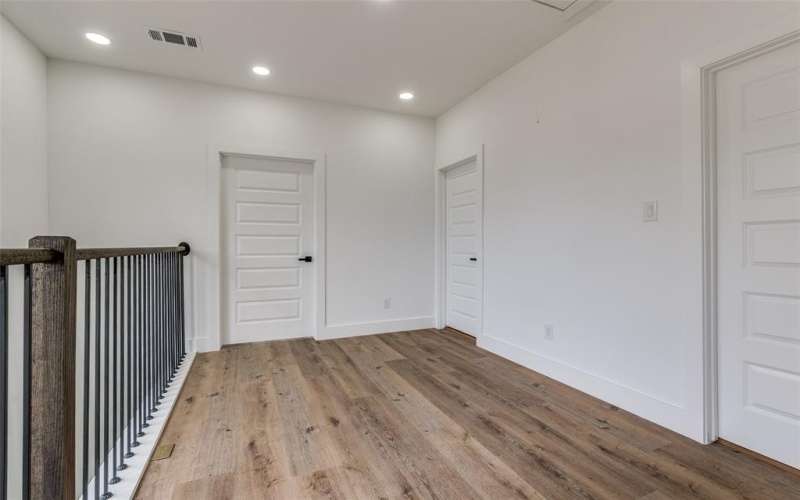 5702 Riverside Drive, Dallas, TX 75235, 2 Habitaciones Habitaciones , ,3 BañosBaños,Residential Multi Family,En Venta,5702 Riverside Drive,0,20923505