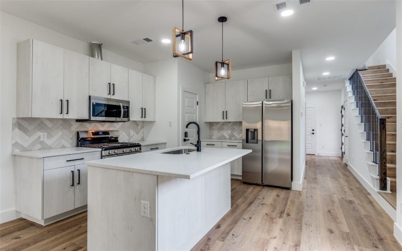 5702 Riverside Drive, Dallas, TX 75235, 2 Habitaciones Habitaciones , ,3 BañosBaños,Residential Multi Family,En Venta,5702 Riverside Drive,0,20923505