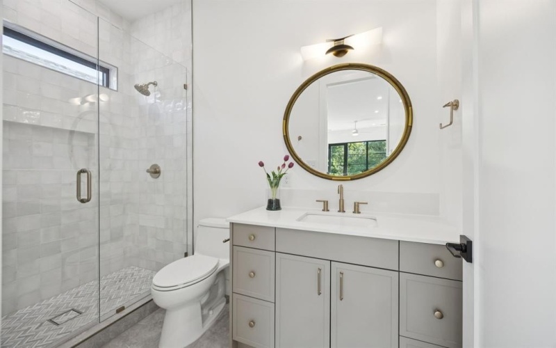 8922 San Benito Way, Dallas, TX 75218, 6 Habitaciones Habitaciones , ,6 BañosBaños,Residential,En Venta,8922 San Benito Way,0,21043955