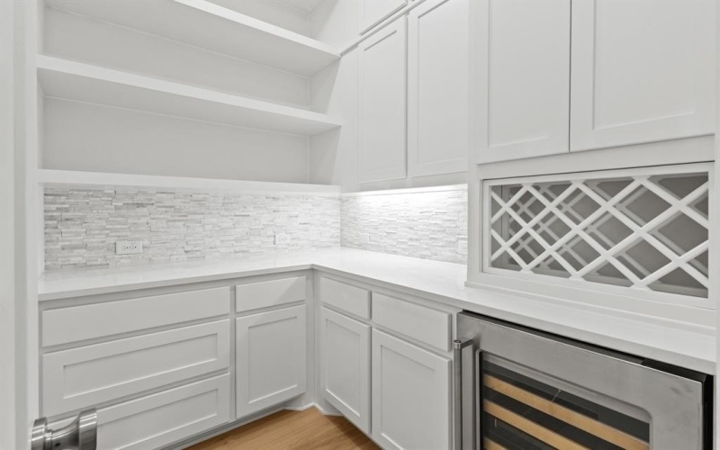 2301 Oaklawn Drive, Celina, TX 75009, 4 Bedrooms Bedrooms, ,5 BathroomsBathrooms,Residential,For Sale,2301 Oaklawn Drive,0,21050424