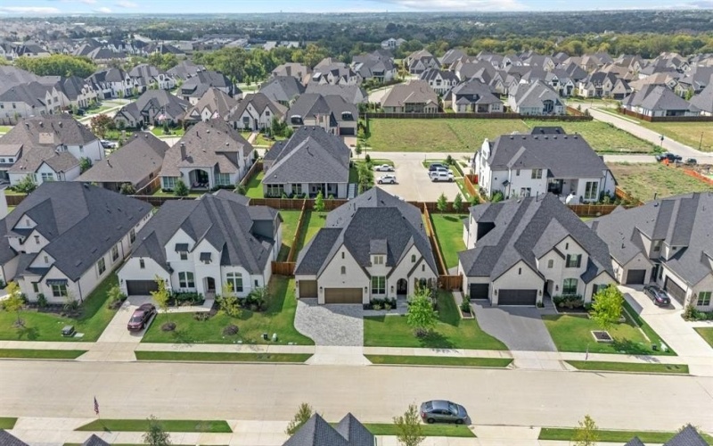 2301 Oaklawn Drive, Celina, TX 75009, 4 Bedrooms Bedrooms, ,5 BathroomsBathrooms,Residential,For Sale,2301 Oaklawn Drive,0,21050424