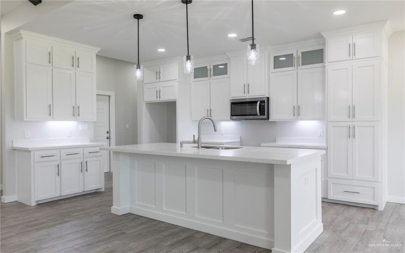 2831 Sienna Drive, Weslaco, TX 78599, 4 Bedrooms Bedrooms, ,2 BathroomsBathrooms,Residential,For Sale,2831 Sienna Drive,0,469636