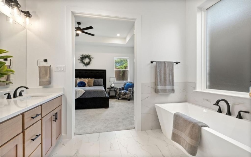 2138 Oak Haven Court, Garland, TX 75044, 4 Habitaciones Habitaciones , ,3 BañosBaños,Residential,En Venta,2138 Oak Haven Court,0,21054018