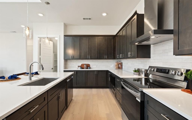 2142 Oak Haven Court, Garland, TX 75044, 4 Habitaciones Habitaciones , ,3 BañosBaños,Residential,En Venta,2142 Oak Haven Court,0,21054025