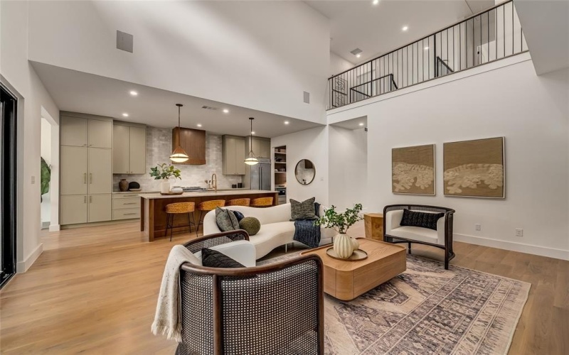 8815 San Leandro Drive, Dallas, TX 75218, 6 Habitaciones Habitaciones , ,6 BañosBaños,Residential,En Venta,8815 San Leandro Drive,0,21072904