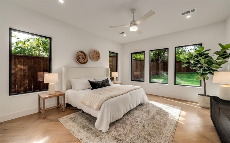 8815 San Leandro Drive, Dallas, TX 75218, 6 Habitaciones Habitaciones , ,6 BañosBaños,Residential,En Venta,8815 San Leandro Drive,0,21072904