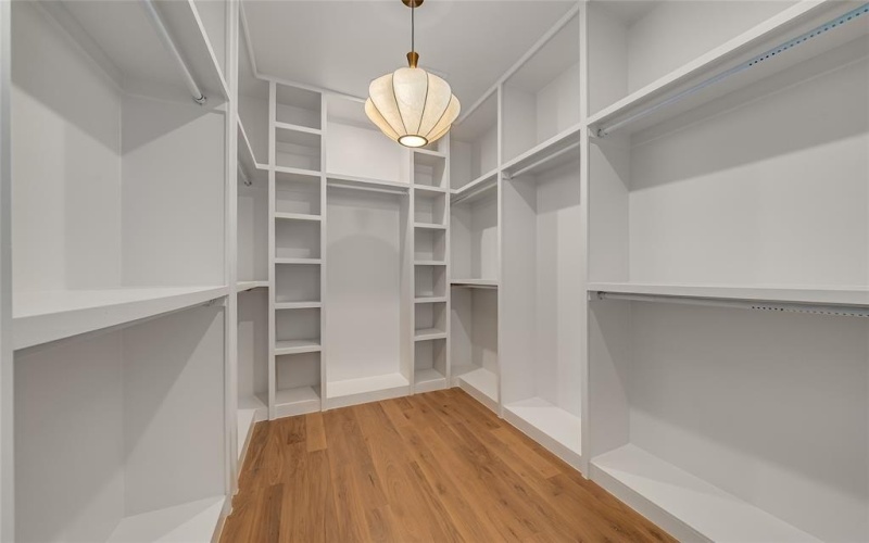 8815 San Leandro Drive, Dallas, TX 75218, 6 Habitaciones Habitaciones , ,6 BañosBaños,Residential,En Venta,8815 San Leandro Drive,0,21072904