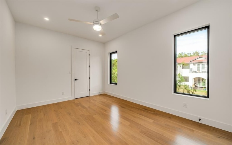 8815 San Leandro Drive, Dallas, TX 75218, 6 Habitaciones Habitaciones , ,6 BañosBaños,Residential,En Venta,8815 San Leandro Drive,0,21072904