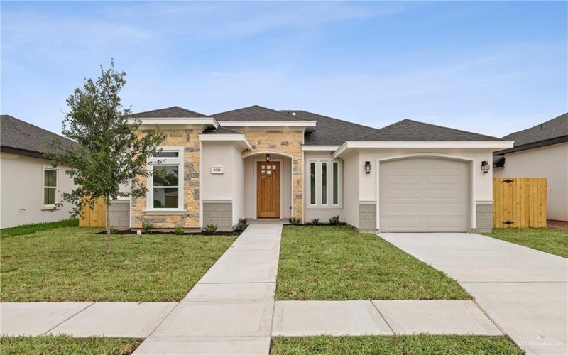 1116 E Boxwood Avenue, San Juan, TX 78589, 3 Bedrooms Bedrooms, ,2 BathroomsBathrooms,Residential,For Sale,1116 E Boxwood Avenue,470255