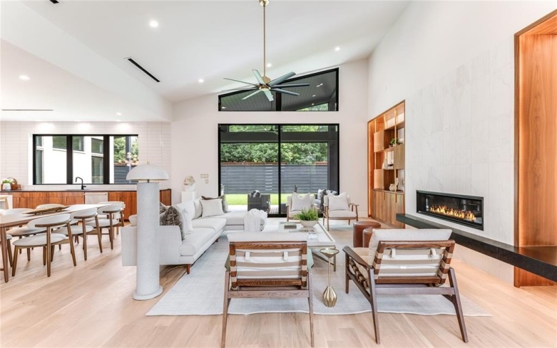 10142 Coppedge, Dallas, TX 75229, 5 Bedrooms Bedrooms, ,6 BathroomsBathrooms,Residential,For Sale,10142 Coppedge,0,21089709