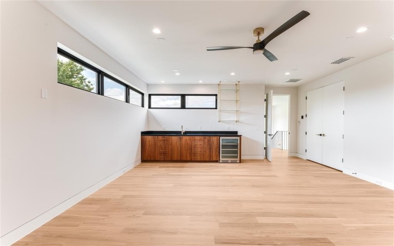 10142 Coppedge, Dallas, TX 75229, 5 Bedrooms Bedrooms, ,6 BathroomsBathrooms,Residential,For Sale,10142 Coppedge,0,21089709