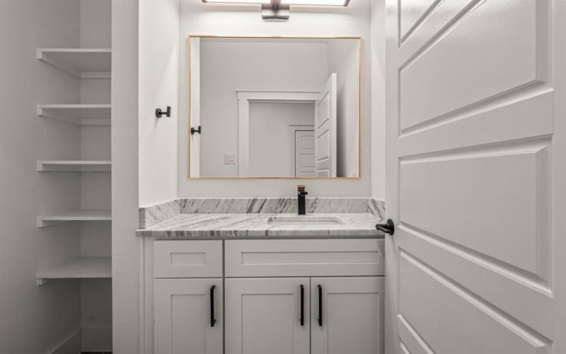 5849 Lyle Street, Westworth Village, TX 76114, 4 Bedrooms Bedrooms, ,2 BathroomsBathrooms,Residential,For Sale,5849 Lyle Street,0,21098054