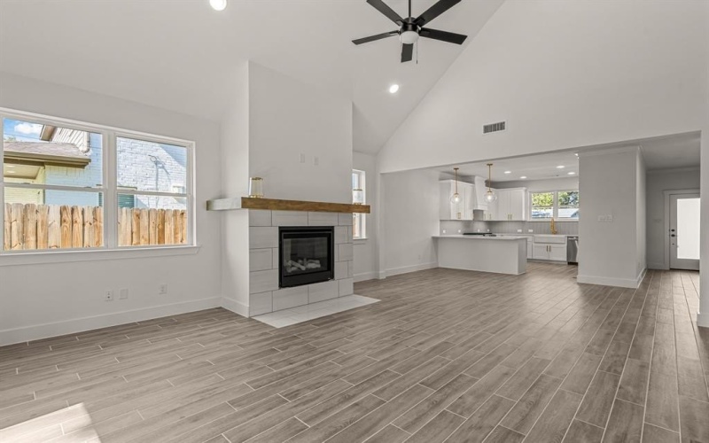 5849 Lyle Street, Westworth Village, TX 76114, 4 Bedrooms Bedrooms, ,2 BathroomsBathrooms,Residential,For Sale,5849 Lyle Street,0,21098054