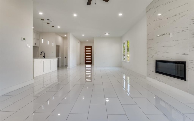 2827 Grafton Avenue, Dallas, TX 75211, 4 Habitaciones Habitaciones , ,3 BañosBaños,Residential,En Venta,2827 Grafton Avenue,0,21098476