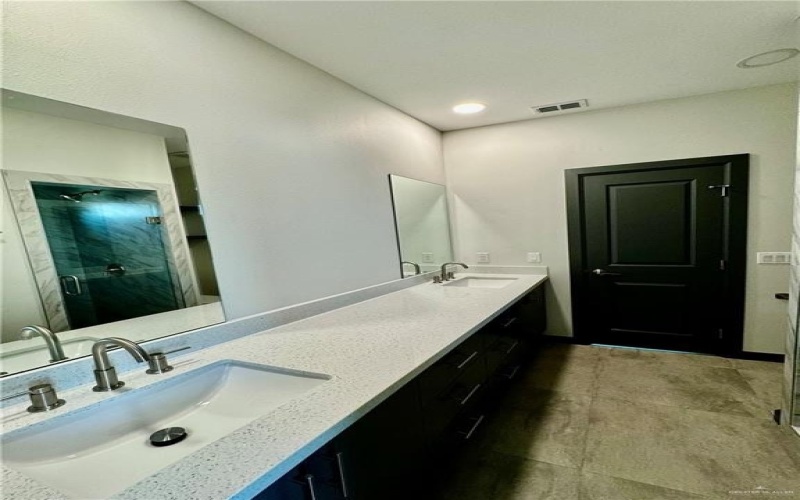 2705 Stablewood, Mission, TX 78572, 3 Habitaciones Habitaciones , ,2 BañosBaños,Residential,En Venta,2705 Stablewood,470262