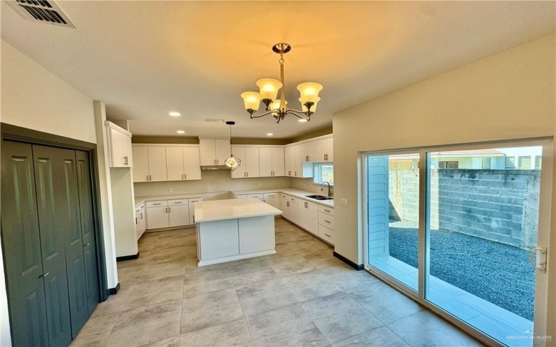 2705 Stablewood, Mission, TX 78572, 3 Habitaciones Habitaciones , ,2 BañosBaños,Residential,En Venta,2705 Stablewood,470262