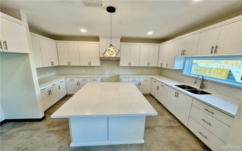 2705 Stablewood, Mission, TX 78572, 3 Habitaciones Habitaciones , ,2 BañosBaños,Residential,En Venta,2705 Stablewood,470262