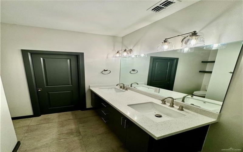2705 Stablewood, Mission, TX 78572, 3 Habitaciones Habitaciones , ,2 BañosBaños,Residential,En Venta,2705 Stablewood,470262