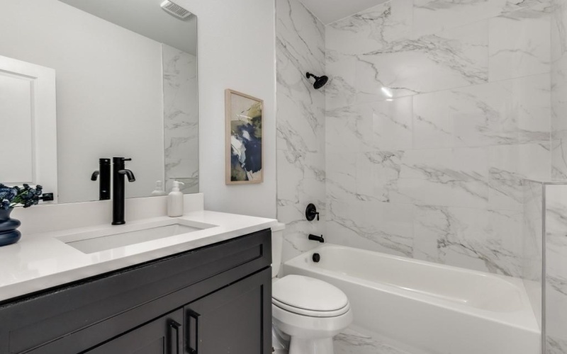 404 Luzon Street, Tool, TX 75143, 4 Bedrooms Bedrooms, ,3 BathroomsBathrooms,Residential,For Sale,404 Luzon Street,0,21099798