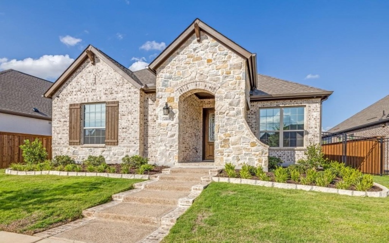 4805 Blackhawk Green Court, Arlington, TX 76005, 2 Habitaciones Habitaciones , ,2 BañosBaños,Residential,En Venta,4805 Blackhawk Green Court,0,21100452