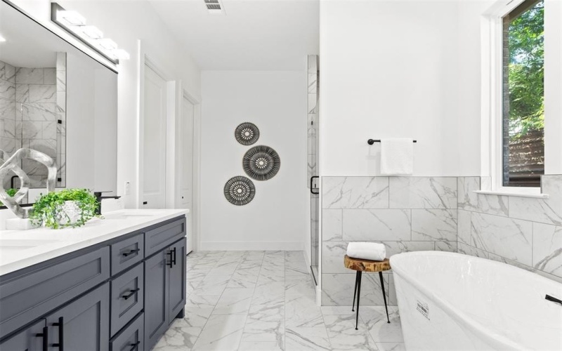 524 S Delaware Street, Irving, TX 75060, 4 Bedrooms Bedrooms, ,3 BathroomsBathrooms,Residential,For Sale,524 S Delaware Street,0,21100662