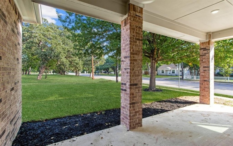 524 S Delaware Street, Irving, TX 75060, 4 Bedrooms Bedrooms, ,3 BathroomsBathrooms,Residential,For Sale,524 S Delaware Street,0,21100662