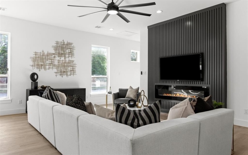 524 S Delaware Street, Irving, TX 75060, 4 Bedrooms Bedrooms, ,3 BathroomsBathrooms,Residential,For Sale,524 S Delaware Street,0,21100662