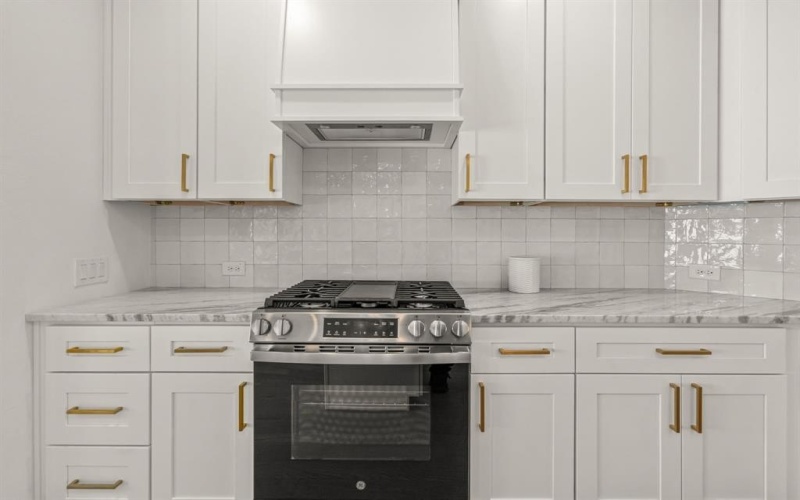 5720 Randolph Court, Westworth Village, TX 76114, 4 Bedrooms Bedrooms, ,2 BathroomsBathrooms,Residential,For Sale,5720 Randolph Court,0,21100666