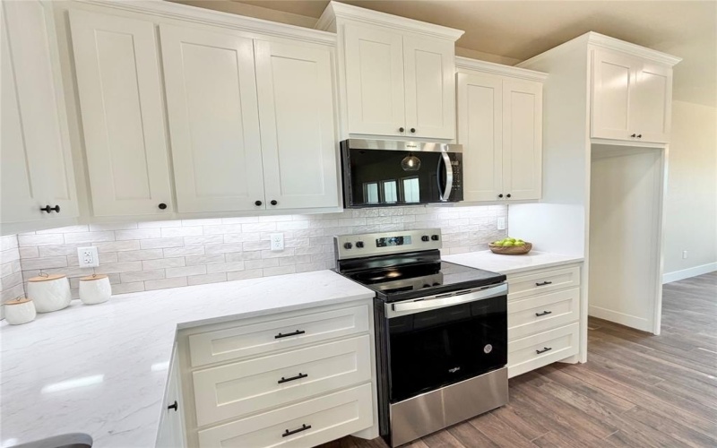 2000 Collin Street, Weatherford, TX 76085, 3 Bedrooms Bedrooms, ,2 BathroomsBathrooms,Residential,For Sale,2000 Collin Street,0,21100743