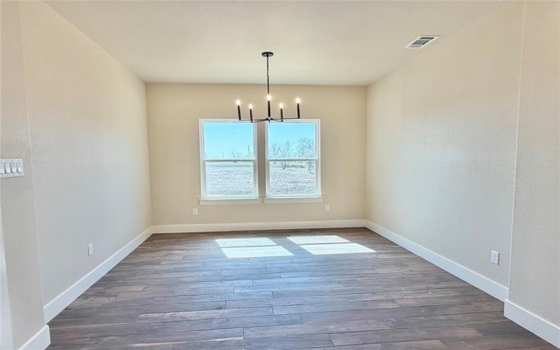 2000 Collin Street, Weatherford, TX 76085, 3 Bedrooms Bedrooms, ,2 BathroomsBathrooms,Residential,For Sale,2000 Collin Street,0,21100743