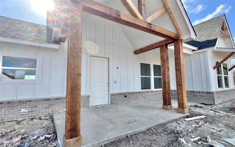 2000 Collin Street, Weatherford, TX 76085, 3 Bedrooms Bedrooms, ,2 BathroomsBathrooms,Residential,For Sale,2000 Collin Street,0,21100743