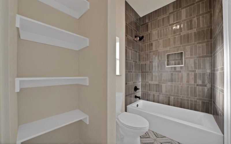 1023 Kingsley Court, Weatherford, TX 76087, 4 Bedrooms Bedrooms, ,3 BathroomsBathrooms,Residential,For Sale,1023 Kingsley Court,0,21100754