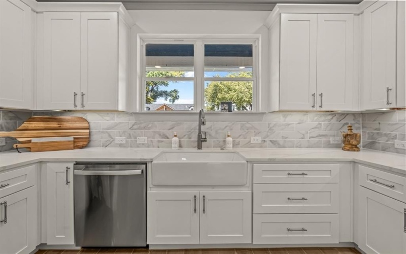 5817 Coleman Street, Westworth Village, TX 76114, 4 Bedrooms Bedrooms, ,2 BathroomsBathrooms,Residential,For Sale,5817 Coleman Street,0,21100868