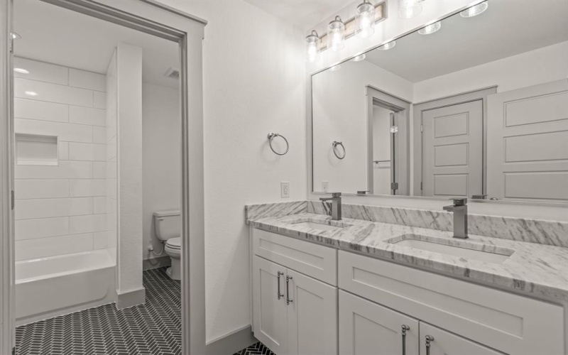 5817 Coleman Street, Westworth Village, TX 76114, 4 Bedrooms Bedrooms, ,2 BathroomsBathrooms,Residential,For Sale,5817 Coleman Street,0,21100868