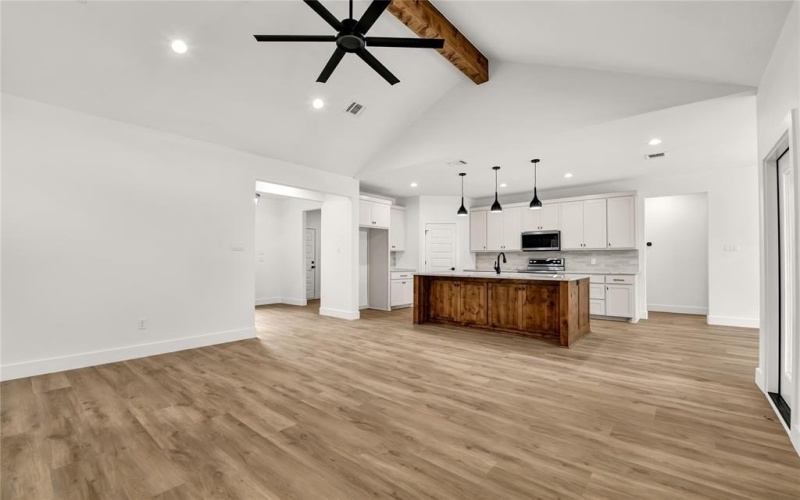 327 Rita Ridge Court, Millsap, TX 76066, 4 Bedrooms Bedrooms, ,2 BathroomsBathrooms,Residential,For Sale,327 Rita Ridge Court,0,21100897