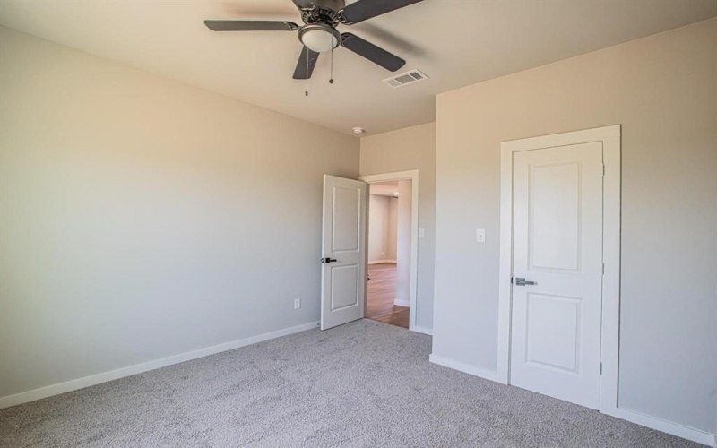 124 Brookview Drive, Bridgeport, TX 76458, 4 Bedrooms Bedrooms, ,2 BathroomsBathrooms,Residential,For Sale,124 Brookview Drive,0,21100984