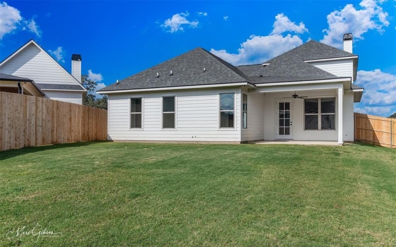 9847 Canebrake Lane, Shreveport, LA 71106, 3 Bedrooms Bedrooms, ,2 BathroomsBathrooms,Residential,For Sale,9847 Canebrake Lane,0,21100987