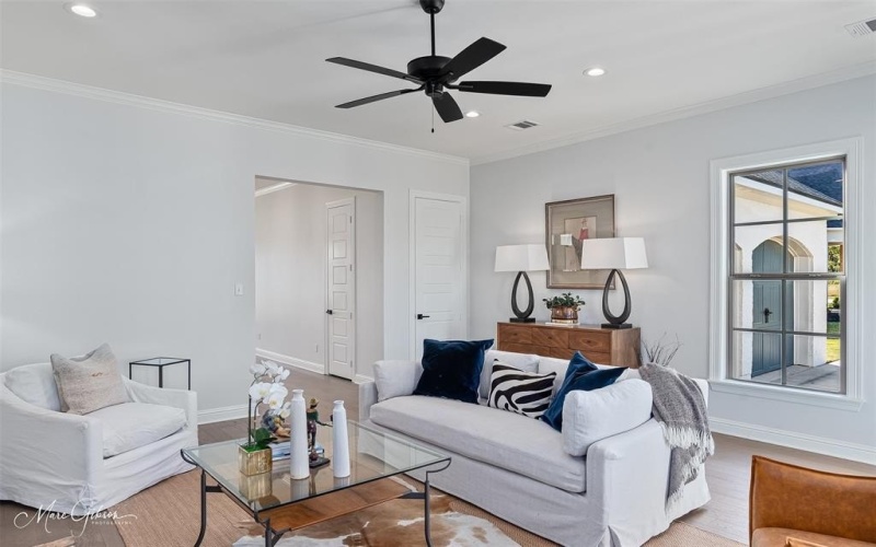 9847 Canebrake Lane, Shreveport, LA 71106, 3 Bedrooms Bedrooms, ,2 BathroomsBathrooms,Residential,For Sale,9847 Canebrake Lane,0,21100987