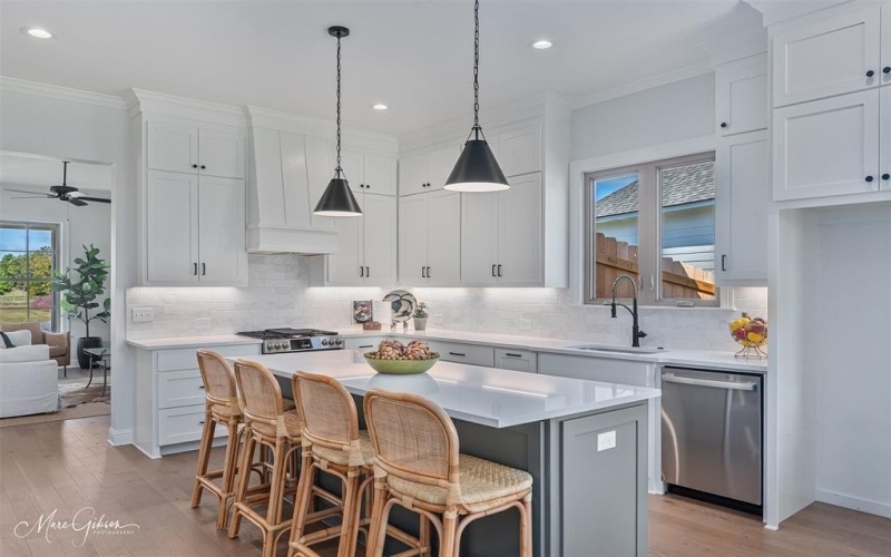 9847 Canebrake Lane, Shreveport, LA 71106, 3 Bedrooms Bedrooms, ,2 BathroomsBathrooms,Residential,For Sale,9847 Canebrake Lane,0,21100987