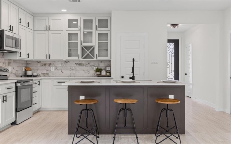 4613 Lee Street, Greenville, TX 75401, 4 Bedrooms Bedrooms, ,2 BathroomsBathrooms,Residential,For Sale,4613 Lee Street,0,21100999