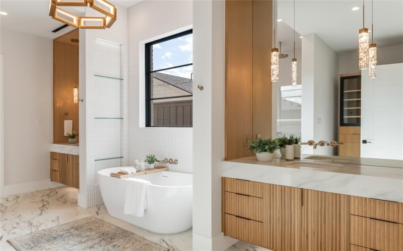 4015 Rochelle, Dallas, TX 75220, 5 Bedrooms Bedrooms, ,6 BathroomsBathrooms,Residential,For Sale,4015 Rochelle,0,21101008